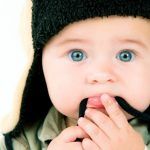 el niño de un año, mi pequeño explorador