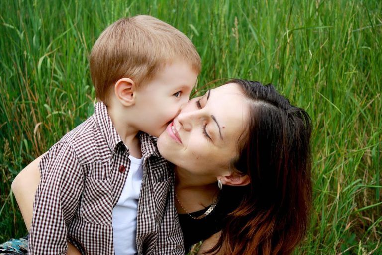 madre e hijo