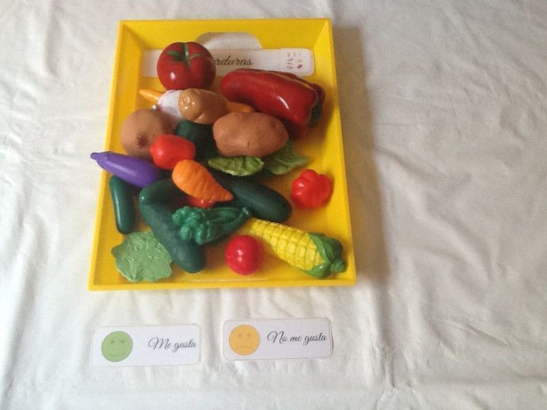 juego con frutas y verduras clasificar frutas y verduras