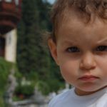Tonta, mala
