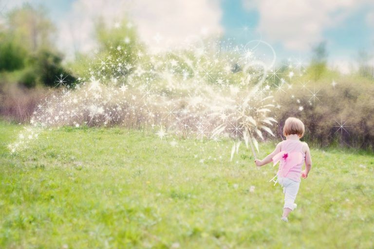little girl 626114 1280