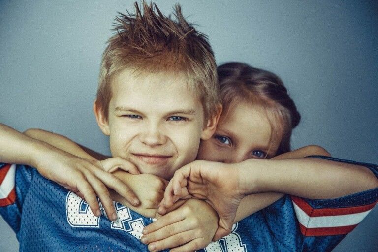 brothers and sisters 692822 1280
