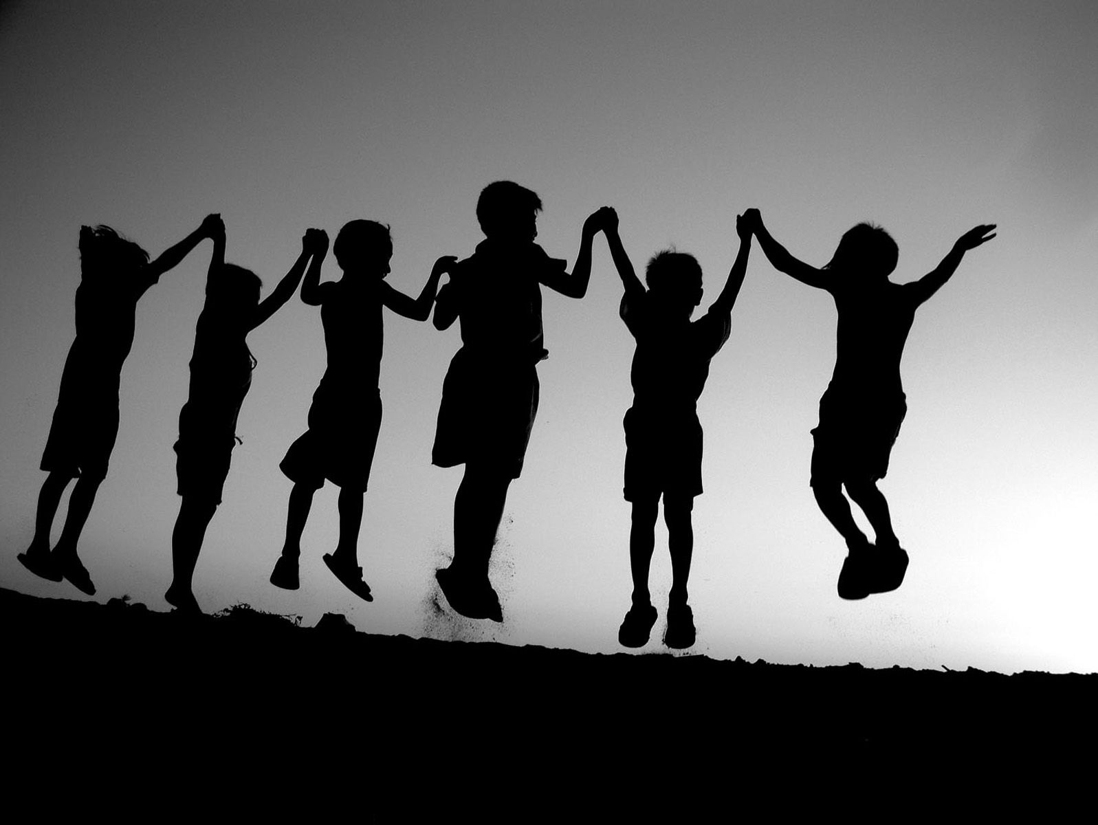 Niños latentes ¿quienes son? 3 stockvault-the-joy-of-childhood-bw101868 (1)
