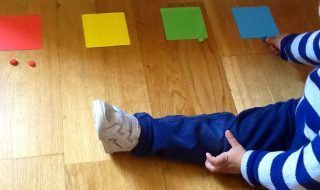 Método Montessori más que pedagogía, una filosofía de vida 4 clasificando por colores