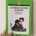 las sombras se despiden al mediodía
