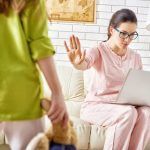 teletrabajar y cuidar de los hijos